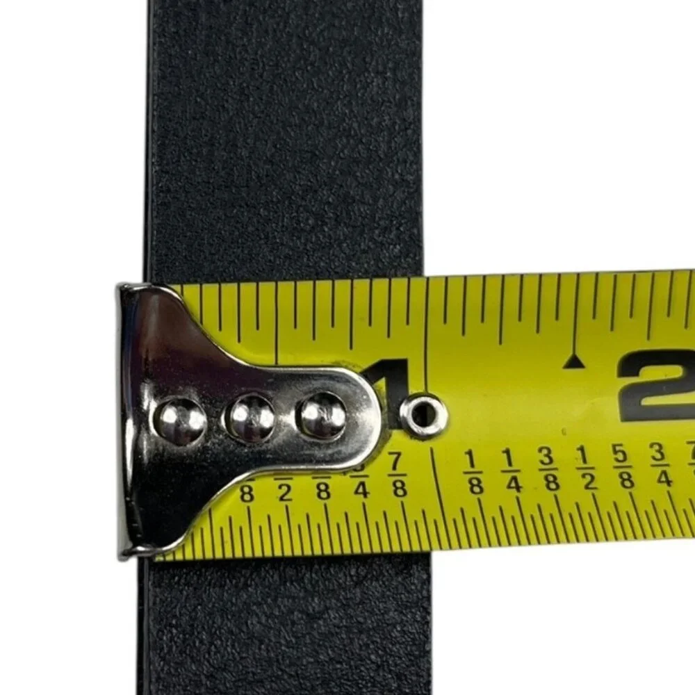 Chico's Belt Size ML Black Leather Adjustable Silvertone/Black Oval Buckle Boho
